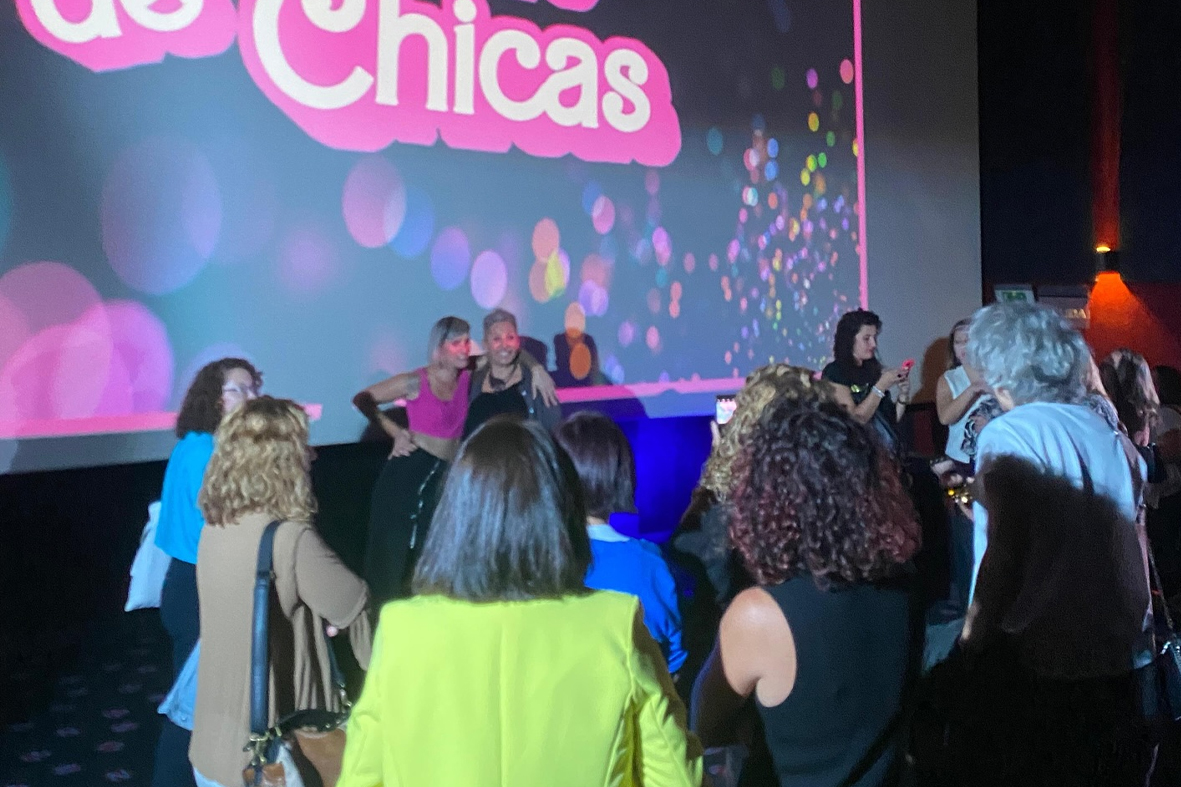 noche de chicas monologos en el cine unarisamas 35