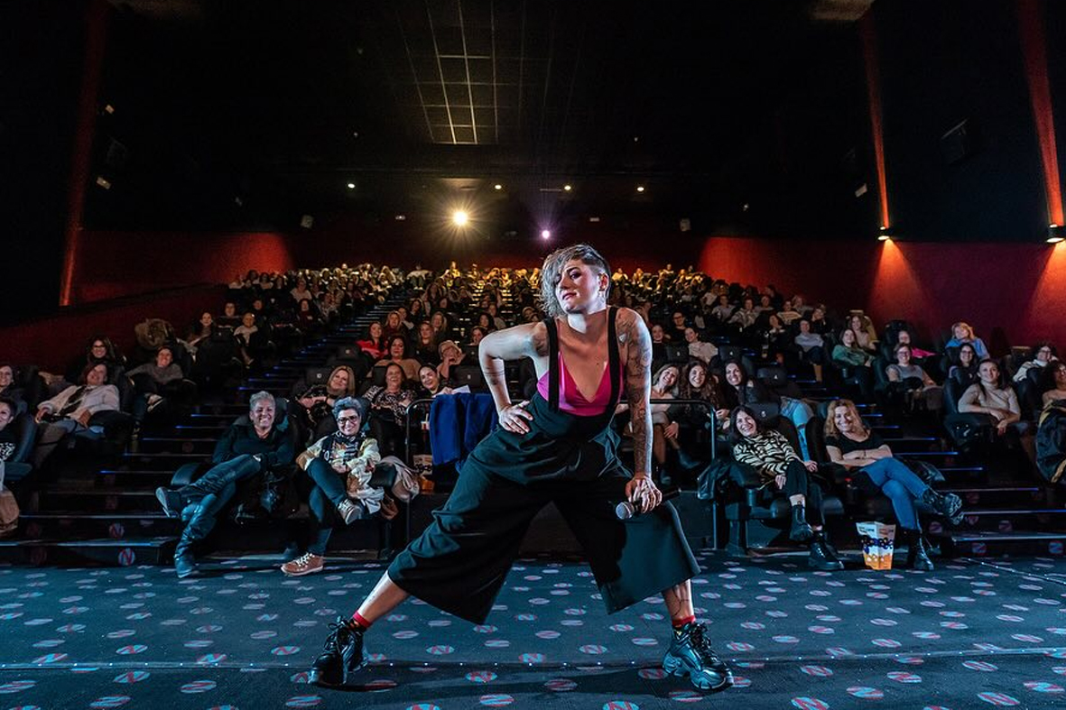 noche de chicas monologos en el cine unarisamas m